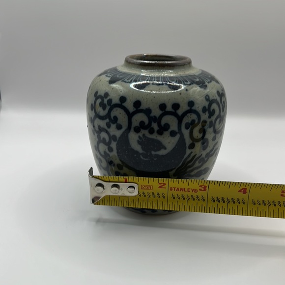 Vintage Phoenix, ginger jar vase. ( greenery, not included.) - Picture 6 of 8